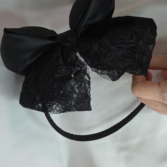Big Black Bow Headband Gothic Lolita Silky Lace Hair Accessory - Picture 8 of 10